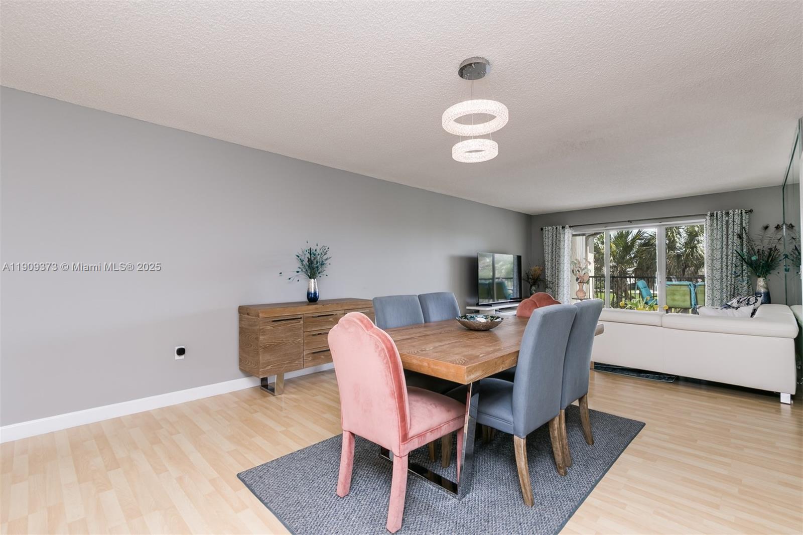 NINTH GREEN AT CRYSTAL LA - Residential Lease