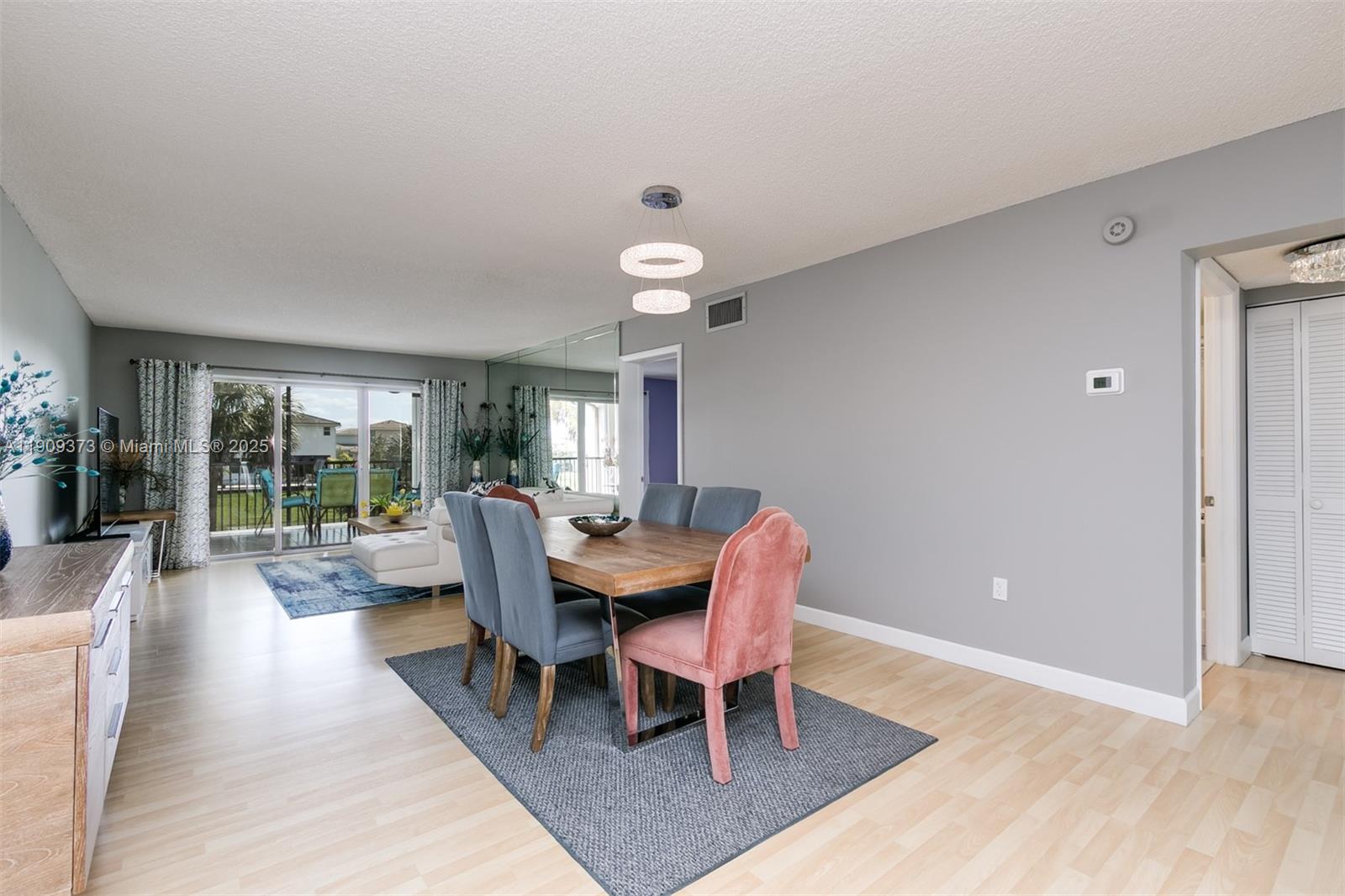 NINTH GREEN AT CRYSTAL LA - Residential Lease