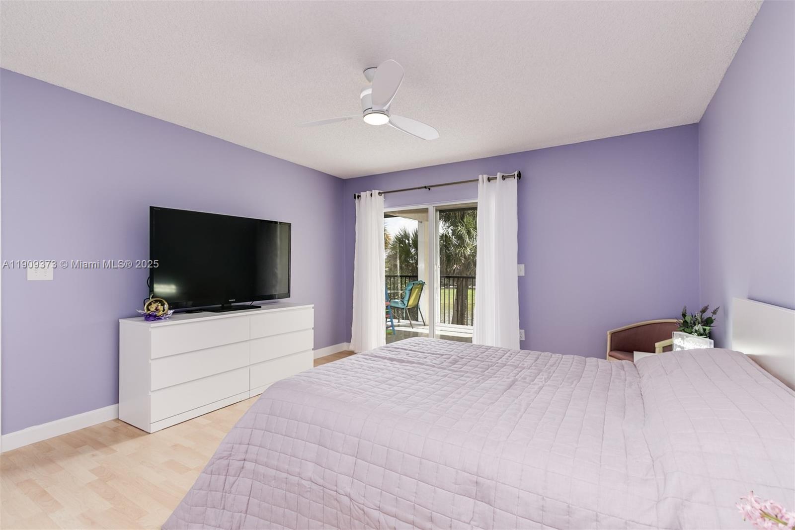 NINTH GREEN AT CRYSTAL LA - Residential Lease