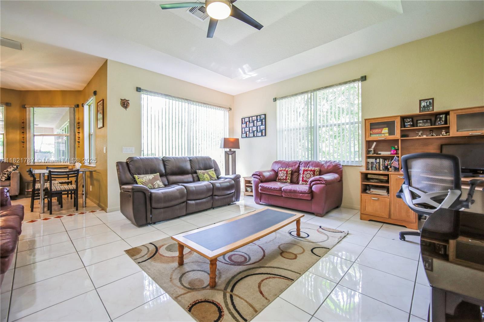 COUNTRY GLEN - Residential Lease