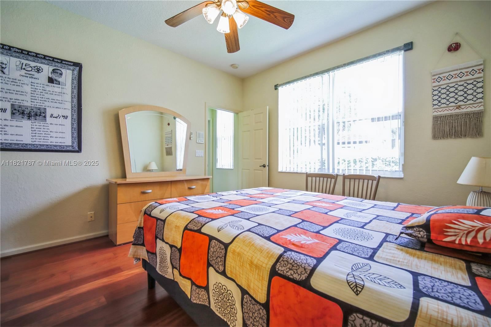 COUNTRY GLEN - Residential Lease