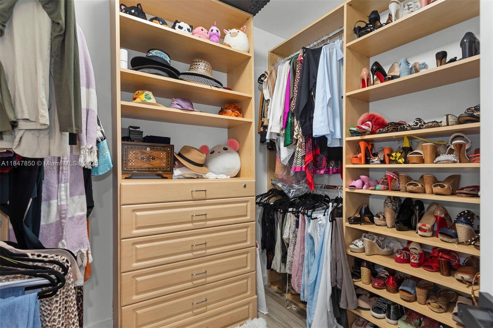 BRISTOL TOWER CONDO - Residential Lease