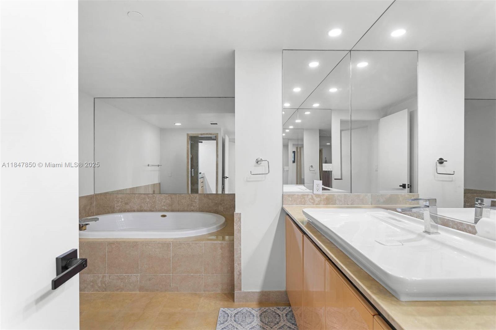 BRISTOL TOWER CONDO - Residential Lease