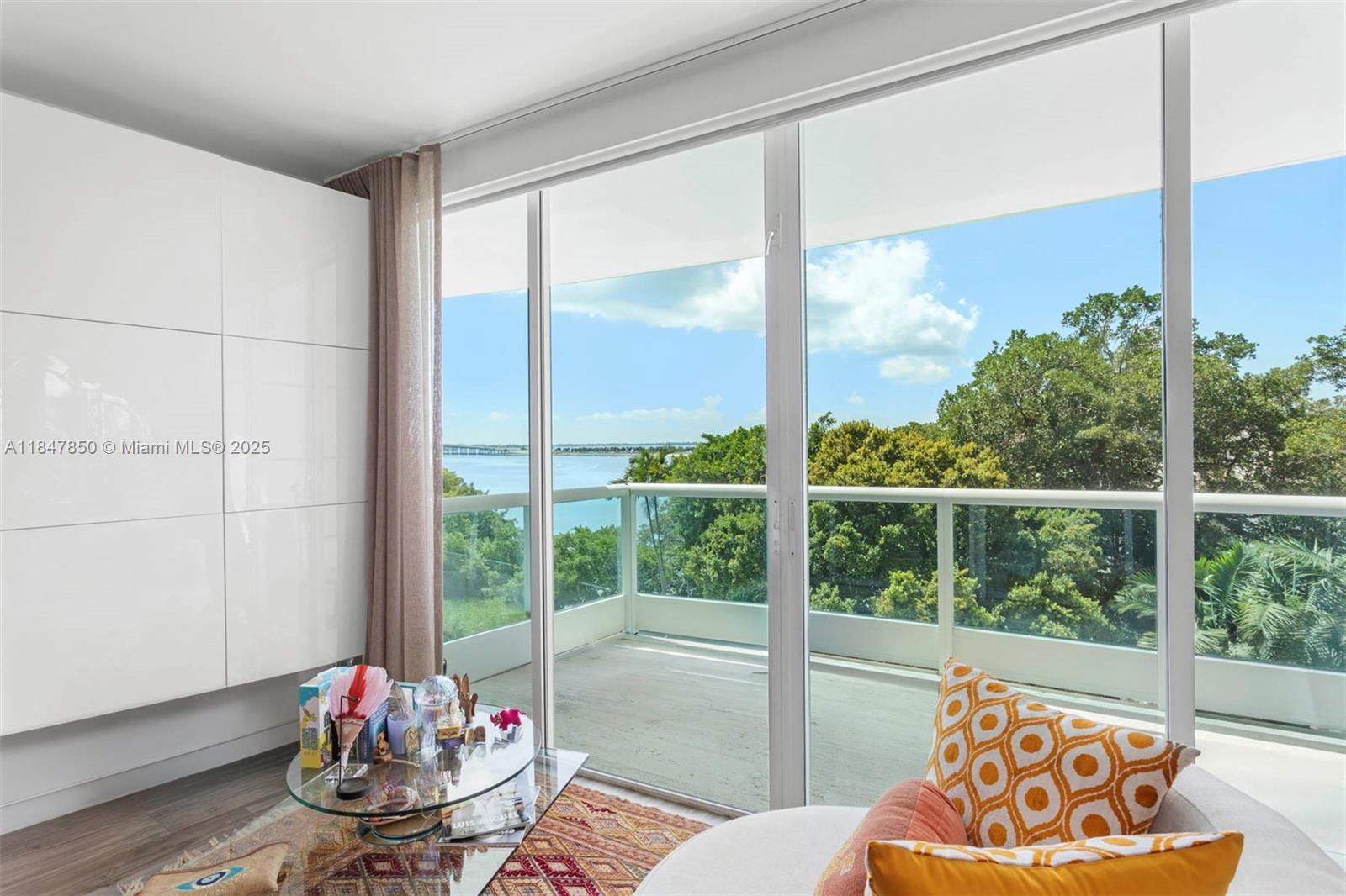 BRISTOL TOWER CONDO - Residential Lease