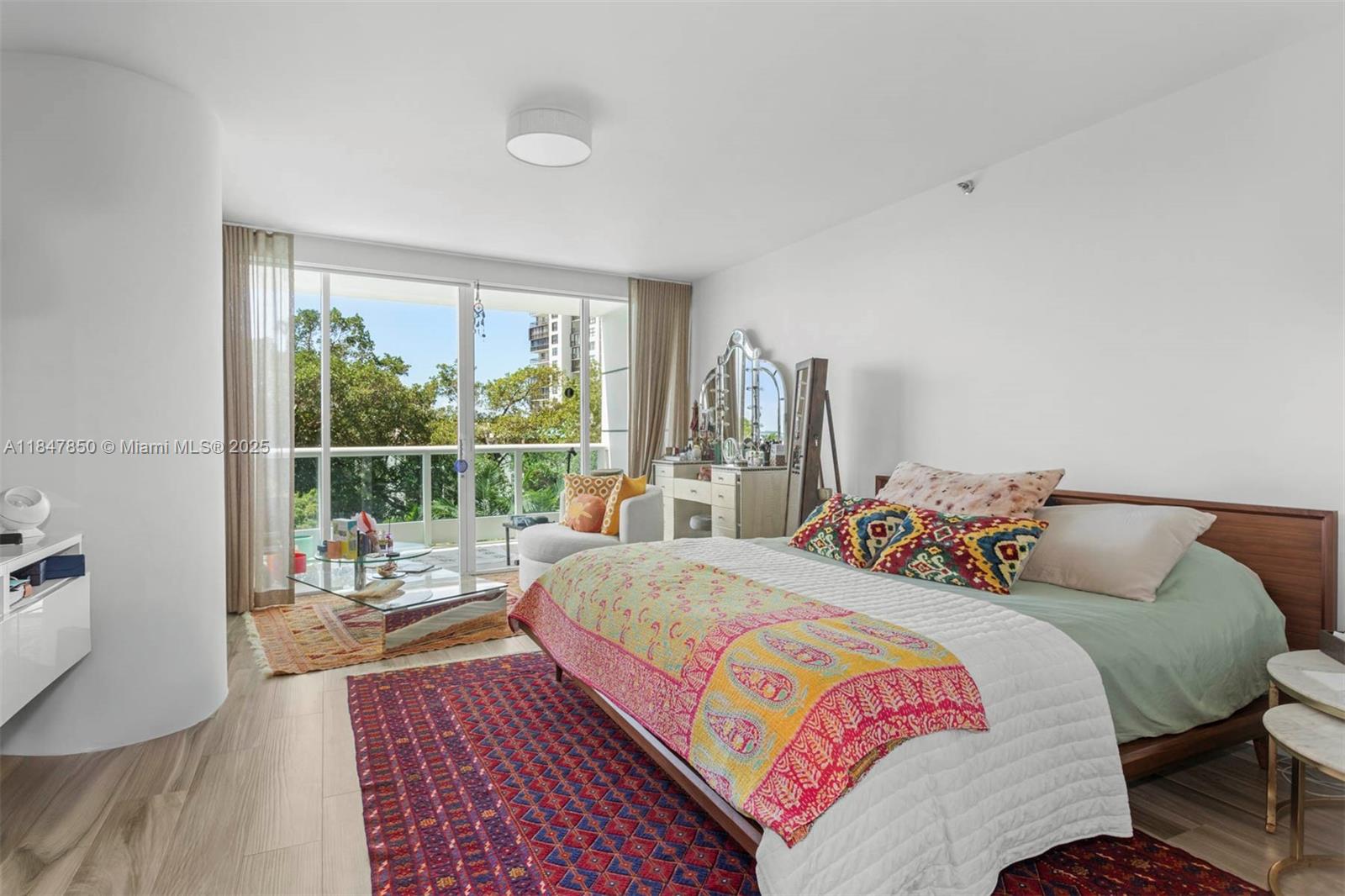 BRISTOL TOWER CONDO - Residential Lease