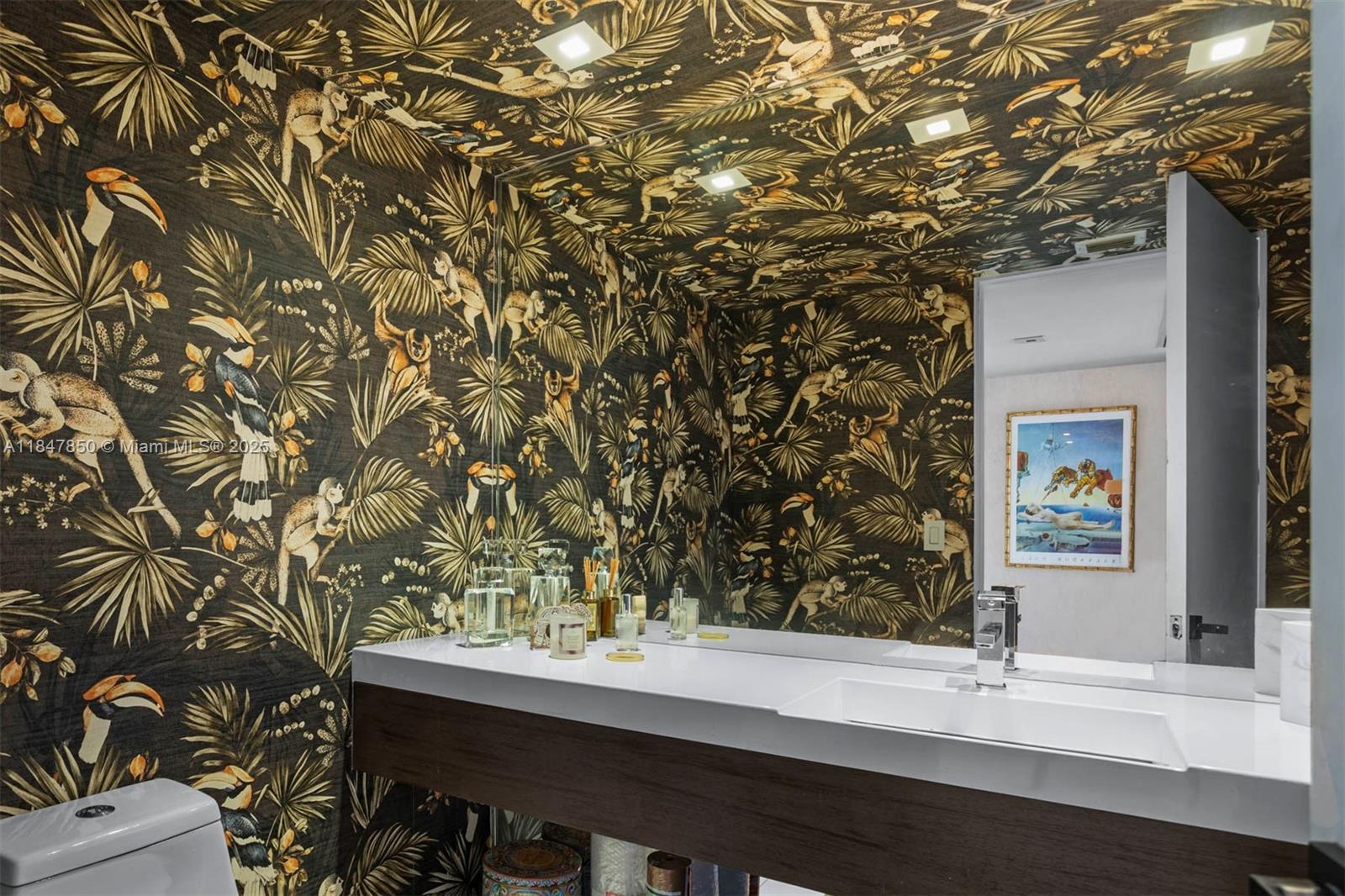 BRISTOL TOWER CONDO - Residential Lease