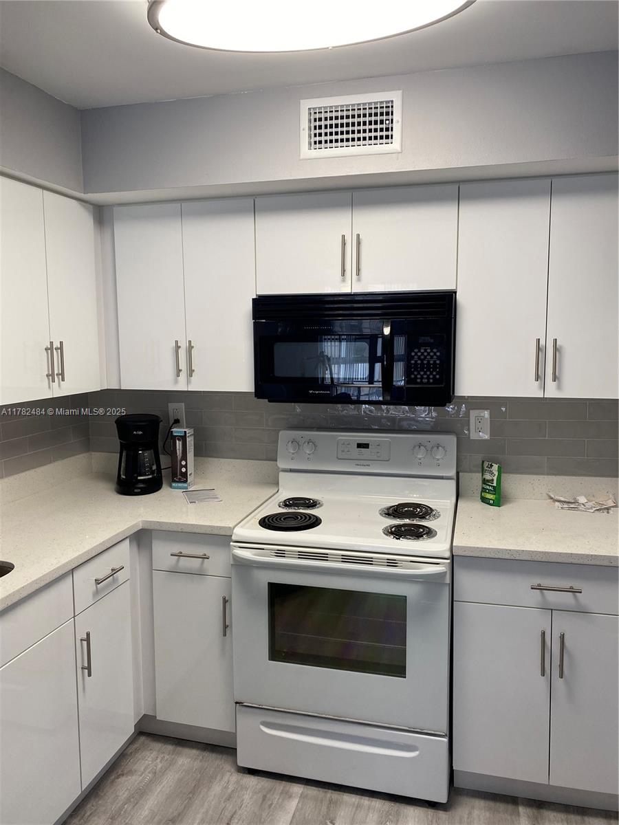 Rental Property at 1280 S Alhambra Cir 1302, Coral Gables, Broward County, Florida - Bedrooms: 2 
Bathrooms: 2  - $3,250 MO.