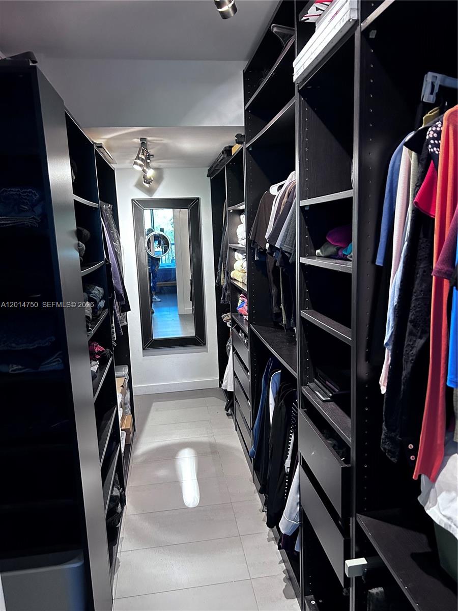 CORONADO CONDO- TOWER II - Residential