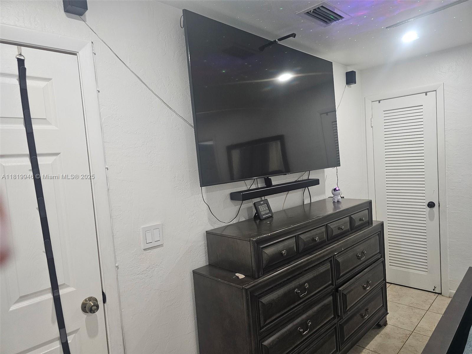 MIAMI GARDENS ESTATES SEC - Residential Income