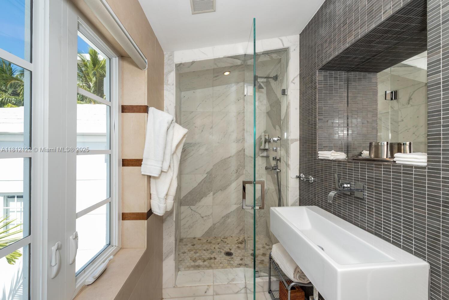 GOLF COURSE SUB AMD PL - Residential Lease