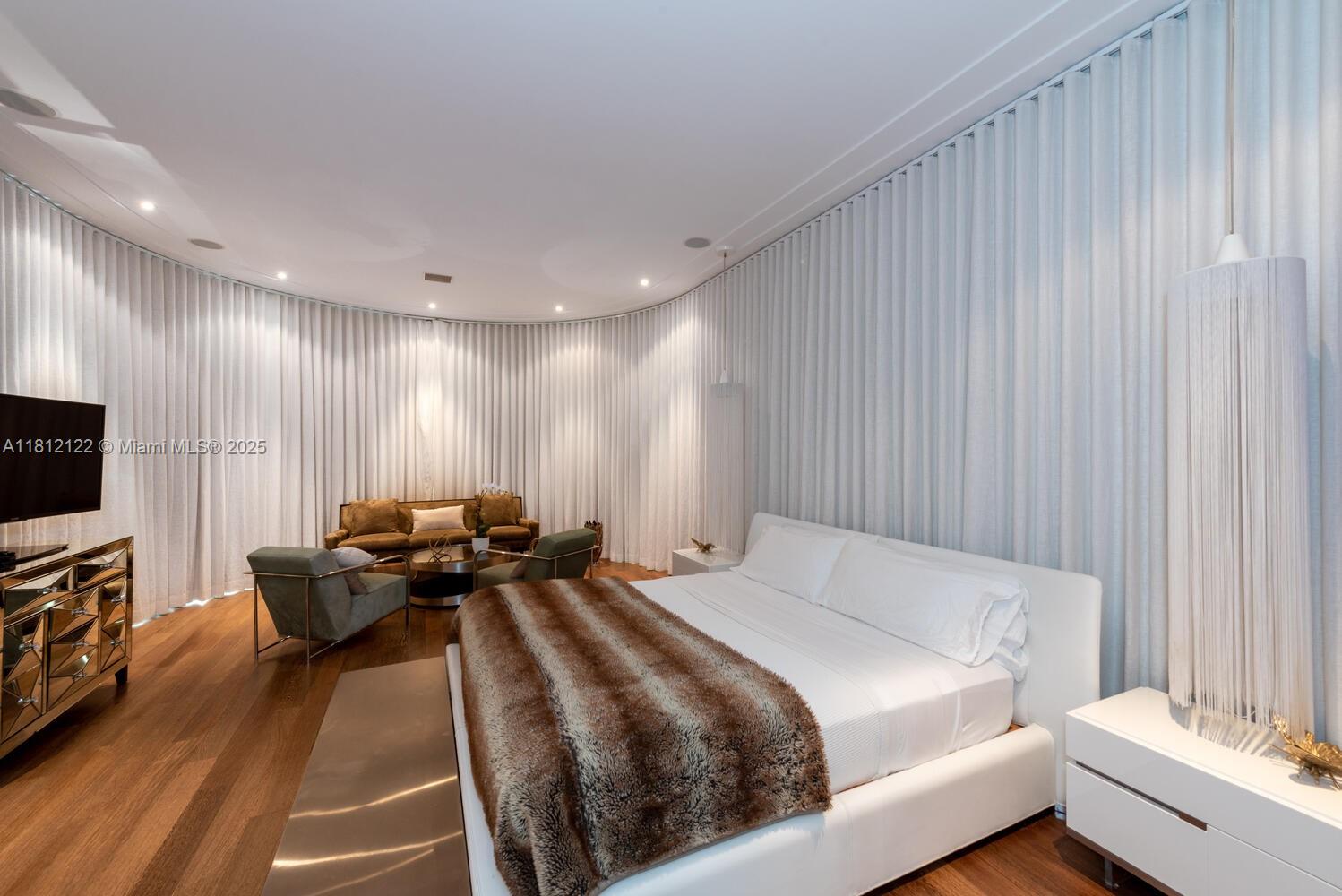 GOLF COURSE SUB AMD PL - Residential Lease