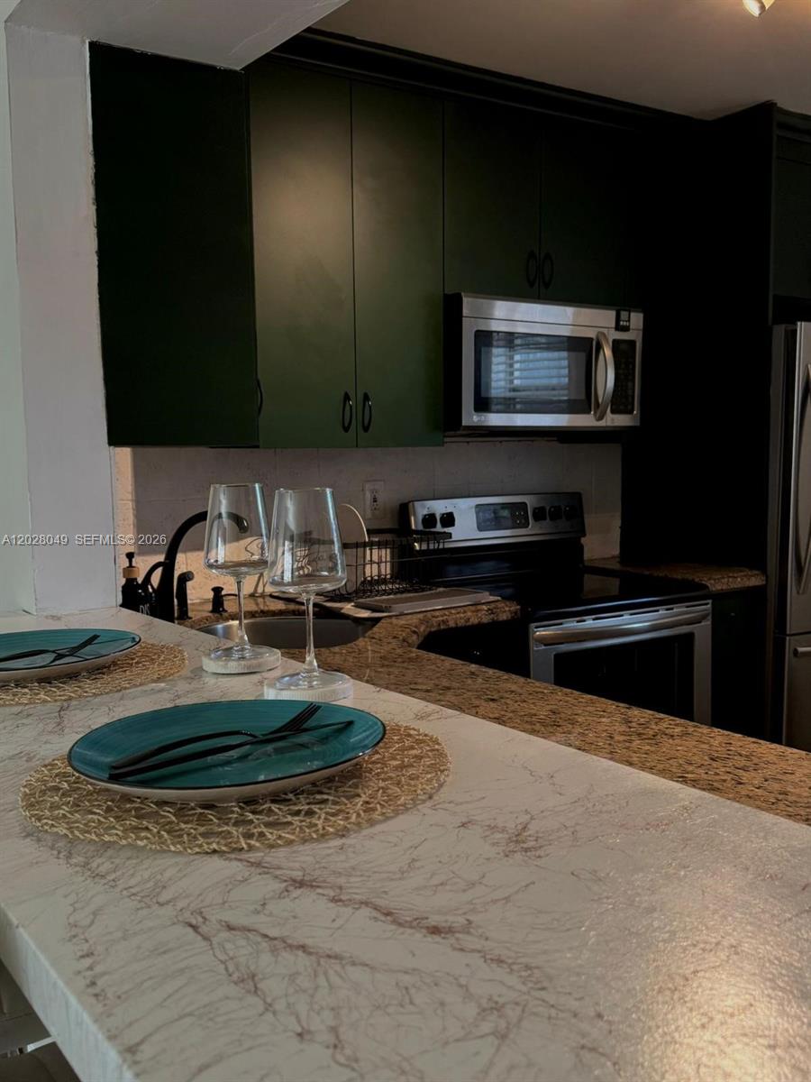 THIRD HORIZONS CONDO - Residential
