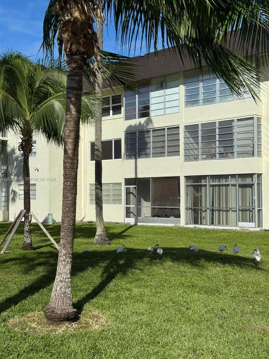 THIRD HORIZONS CONDO - Residential