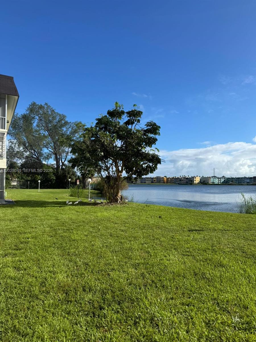 THIRD HORIZONS CONDO - Residential