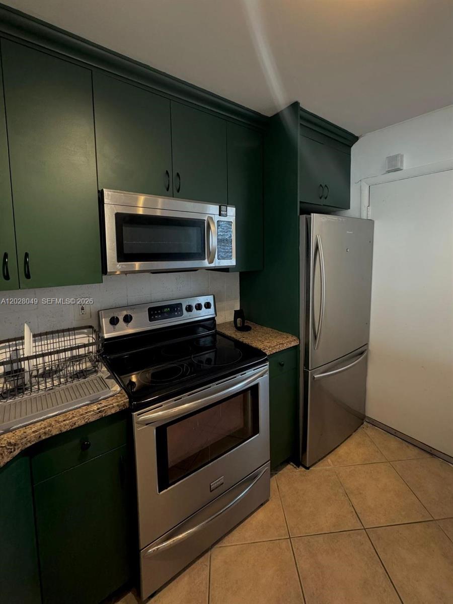 THIRD HORIZONS CONDO - Residential