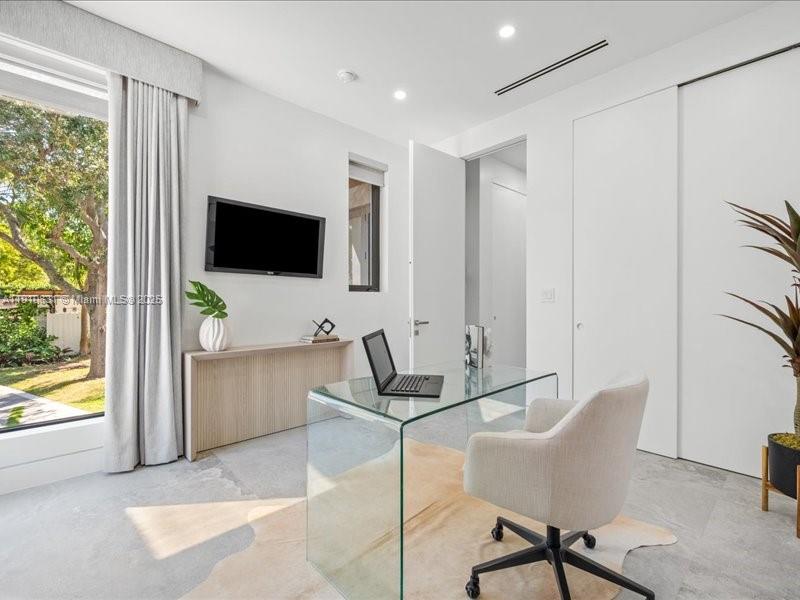 NORMANDY GOLF COURSE - Residential