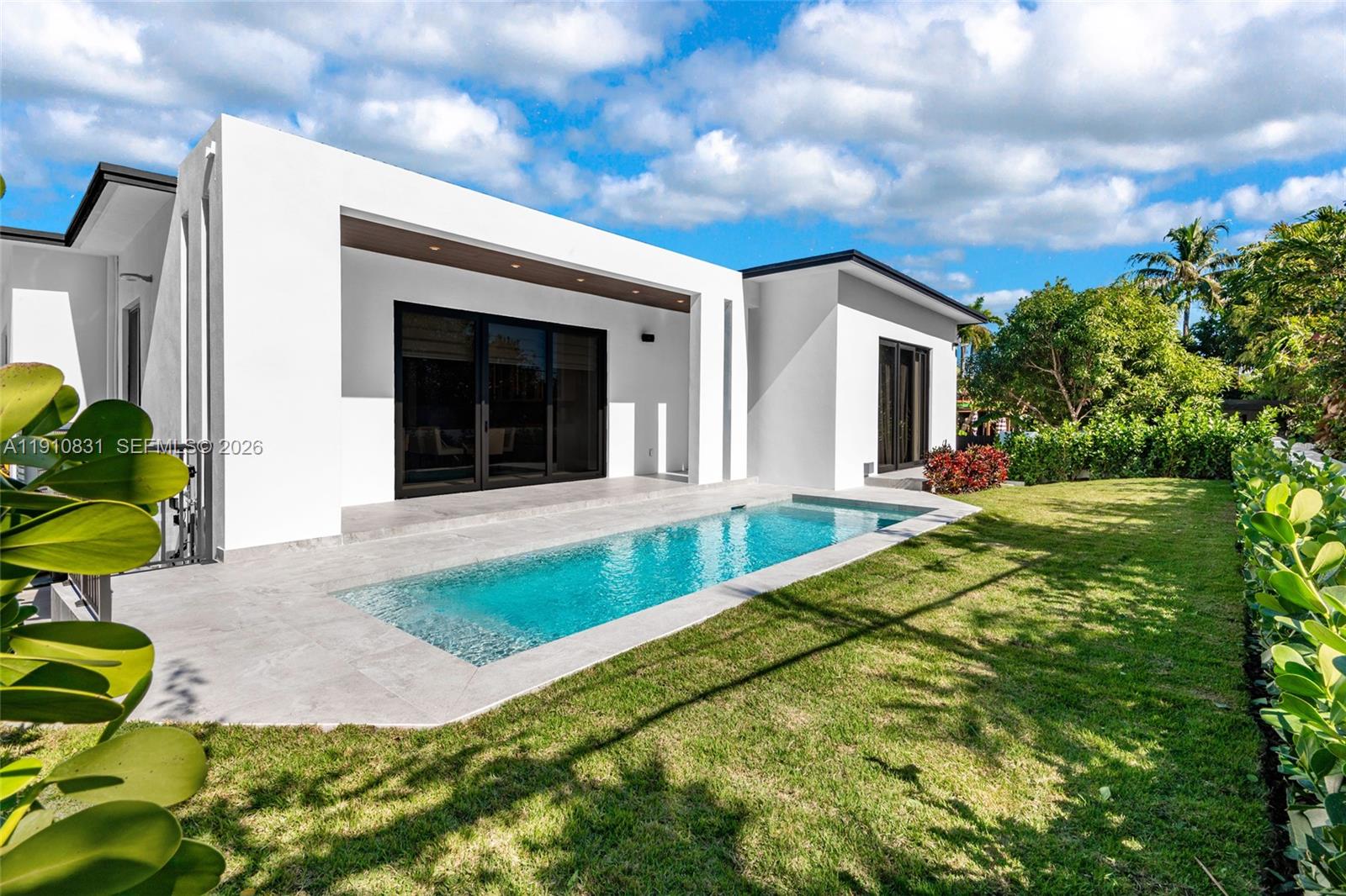 NORMANDY GOLF COURSE - Residential