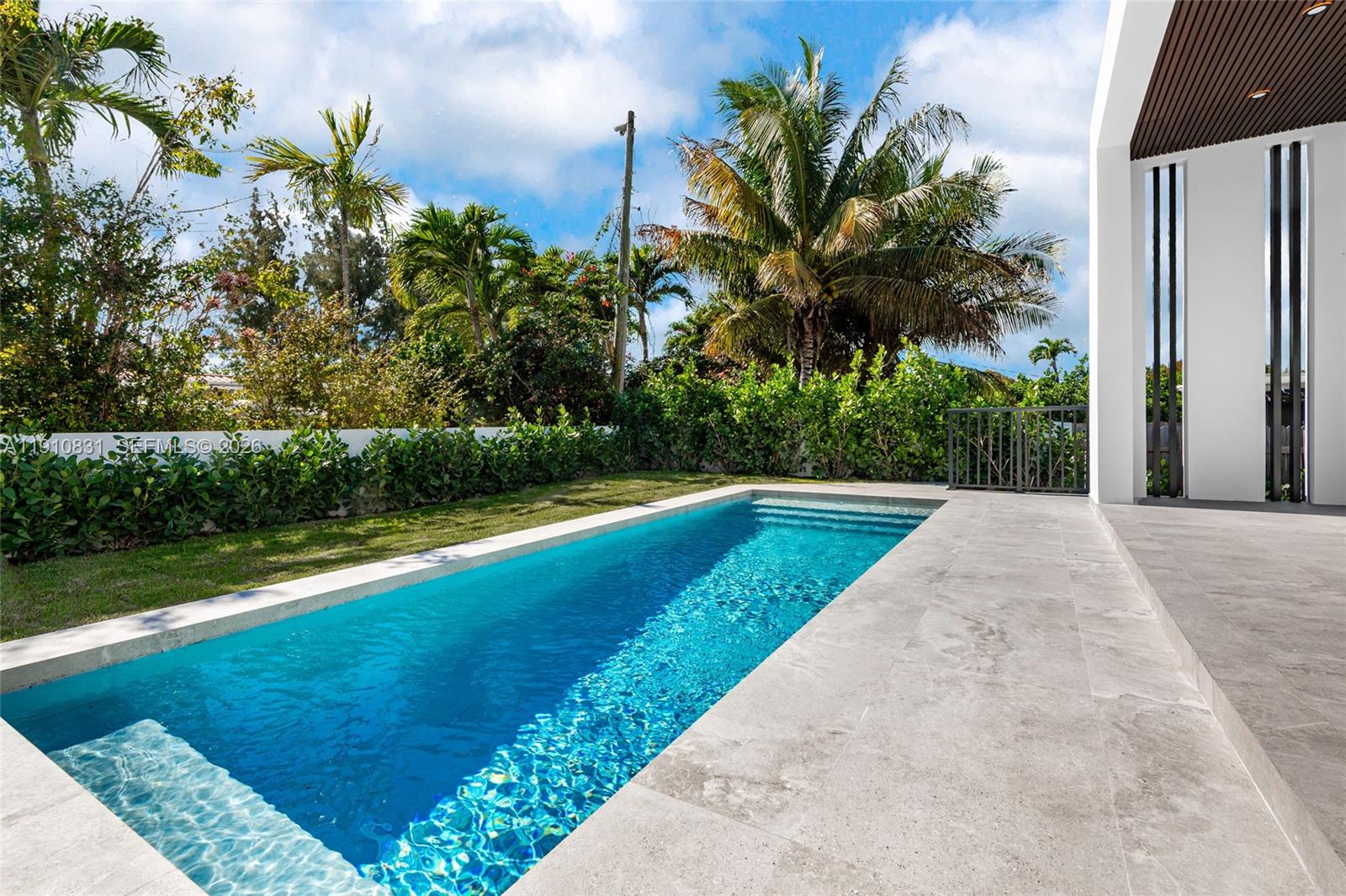 NORMANDY GOLF COURSE - Residential