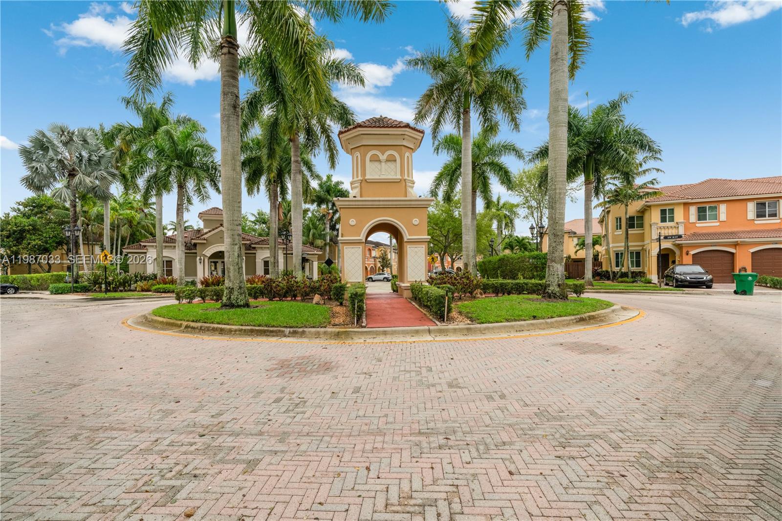 VILLAGE WALK - Residential