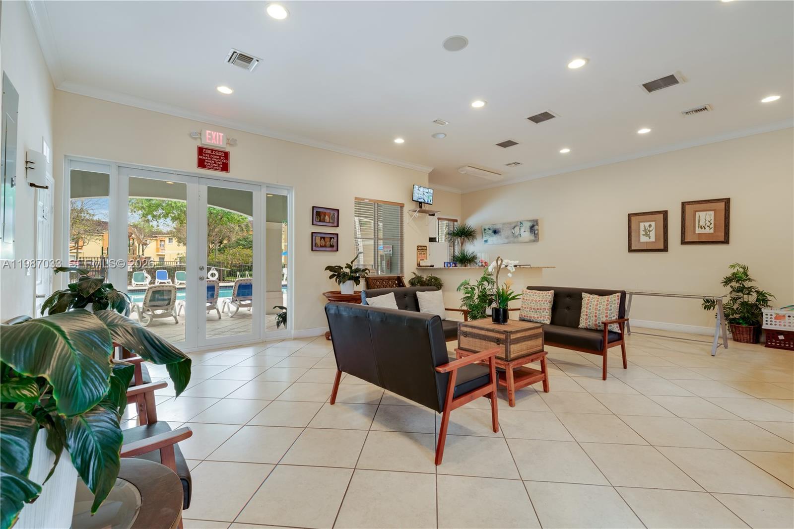 VILLAGE WALK - Residential