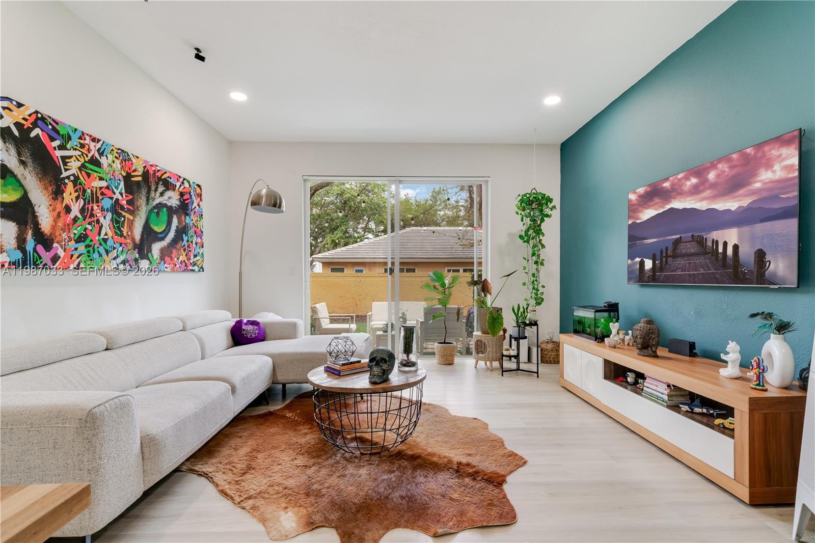 VILLAGE WALK - Residential