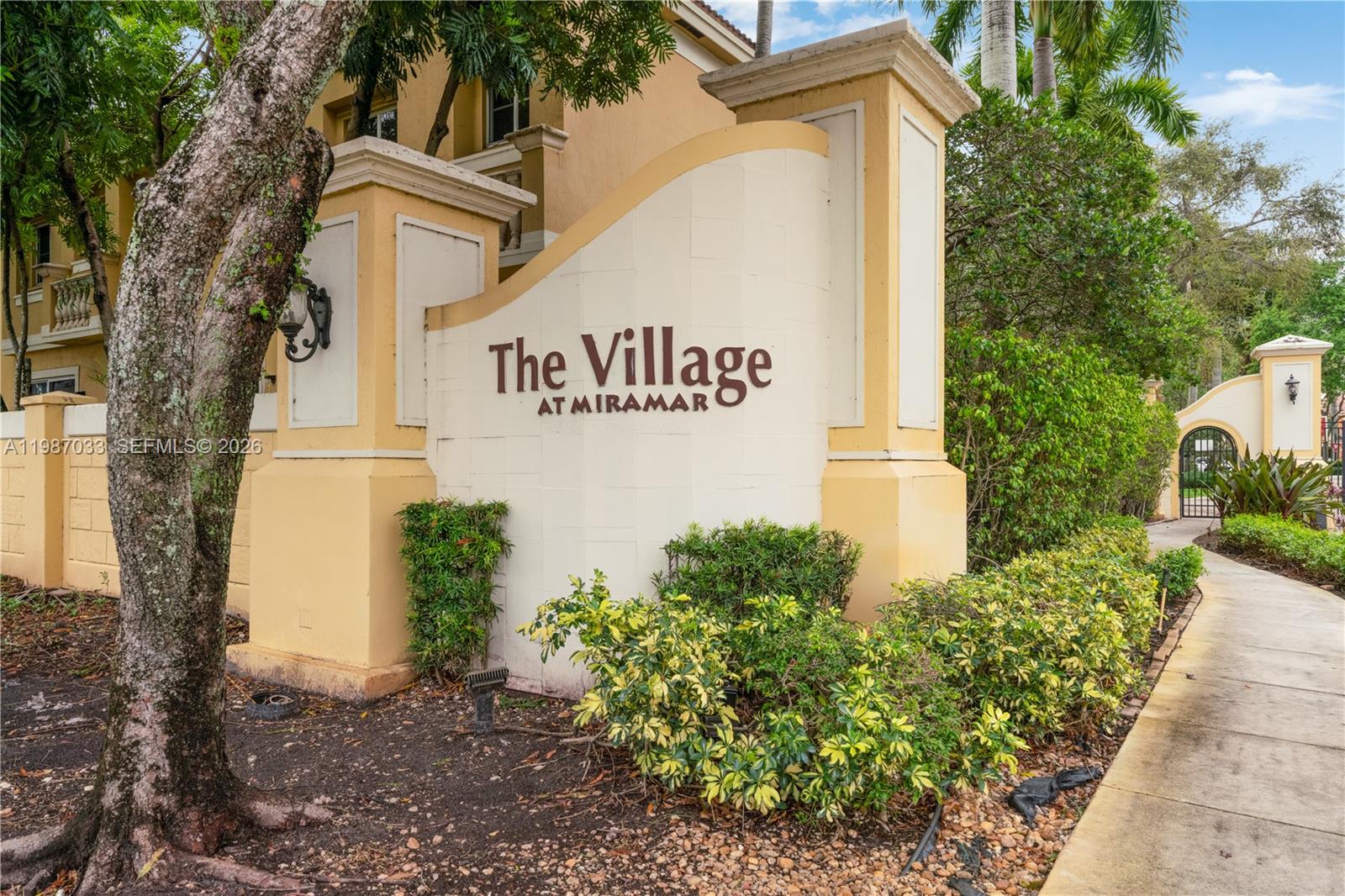 VILLAGE WALK - Residential