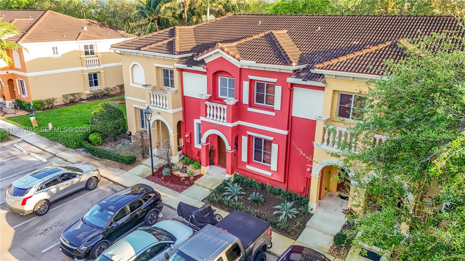 VILLAGE WALK - Residential