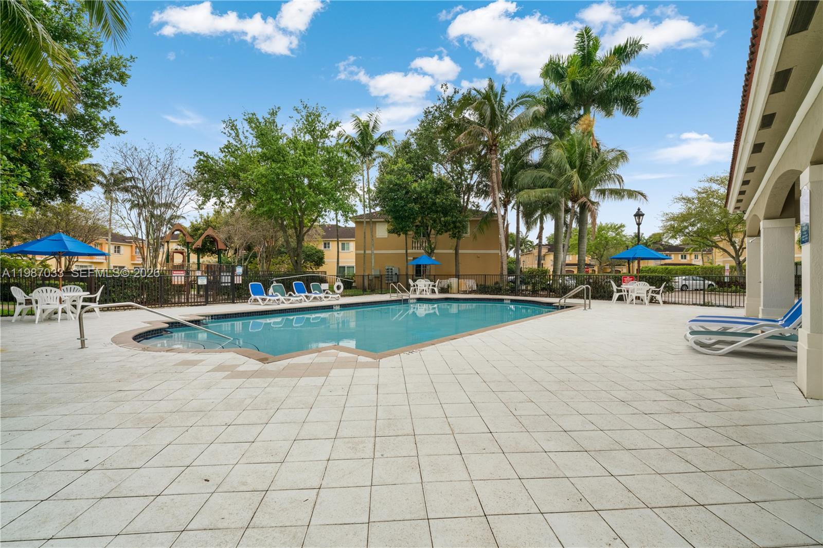 VILLAGE WALK - Residential