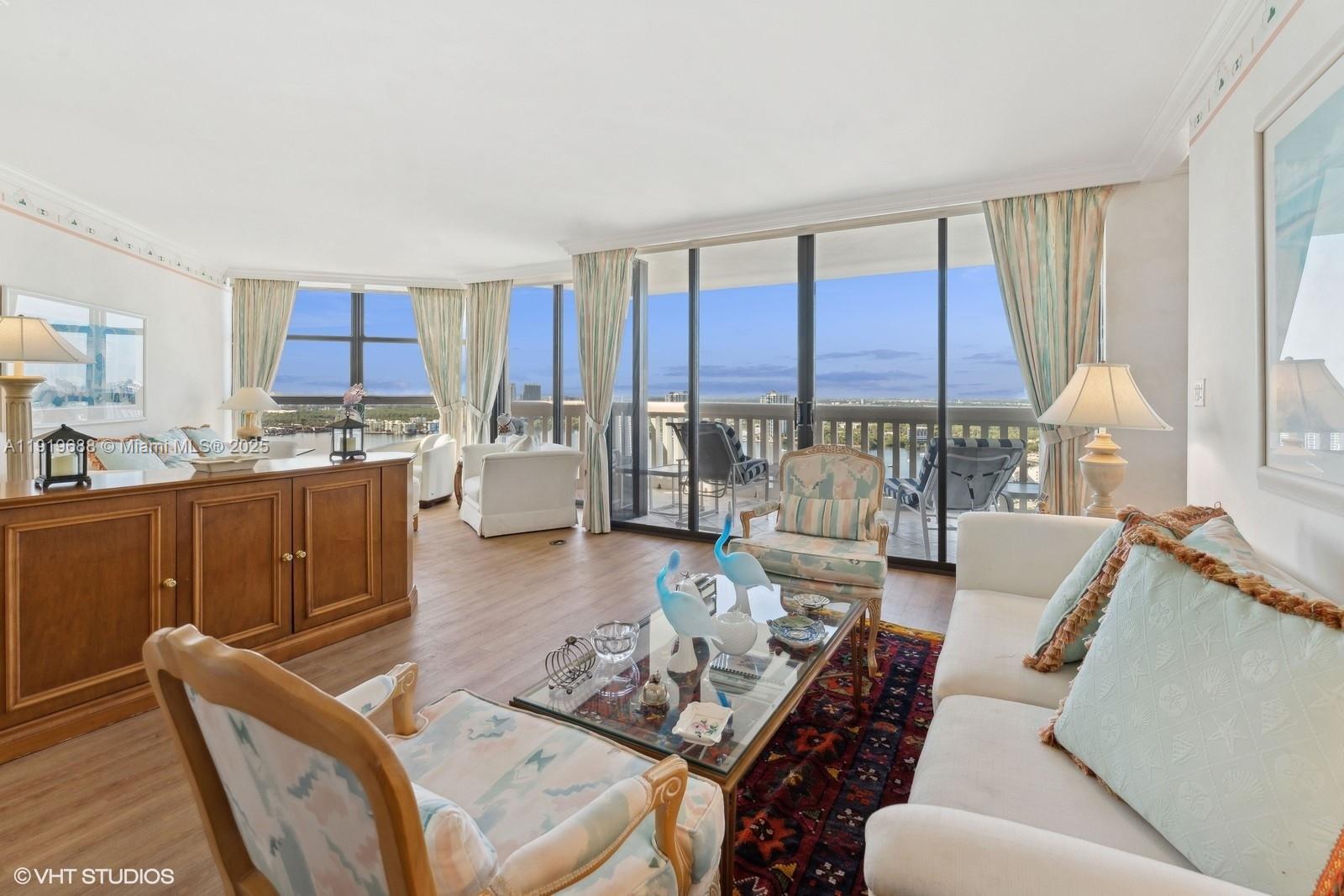 1000 ISL BLVD WILLIAMS IS - Residential