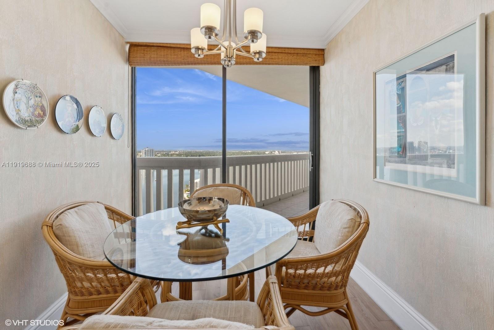 1000 ISL BLVD WILLIAMS IS - Residential