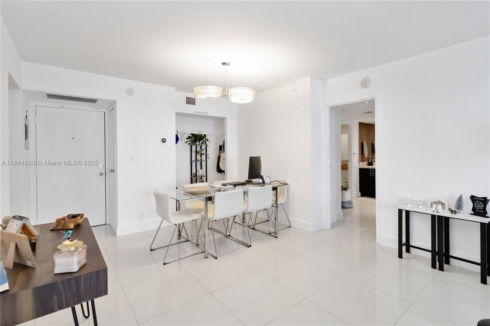 ARLEN HOUSE EAST CONDO - Residential