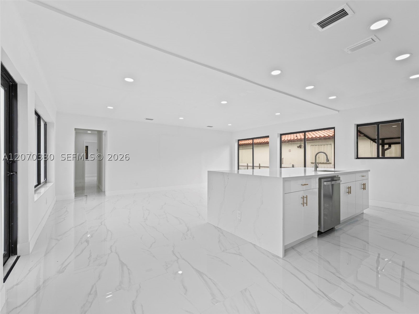 2500 SW 23rd Ter