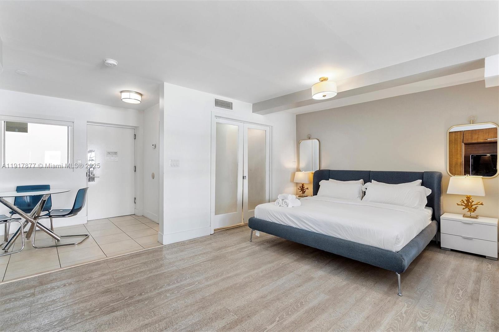 THE STRAND ON OCEAN DRIVE - Residential