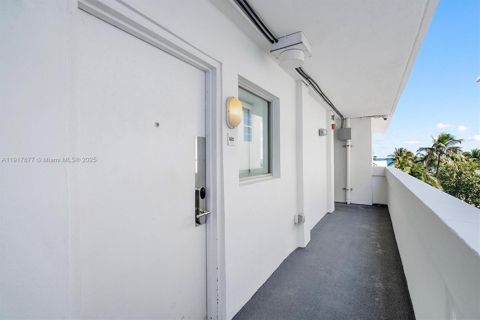 THE STRAND ON OCEAN DRIVE - Residential