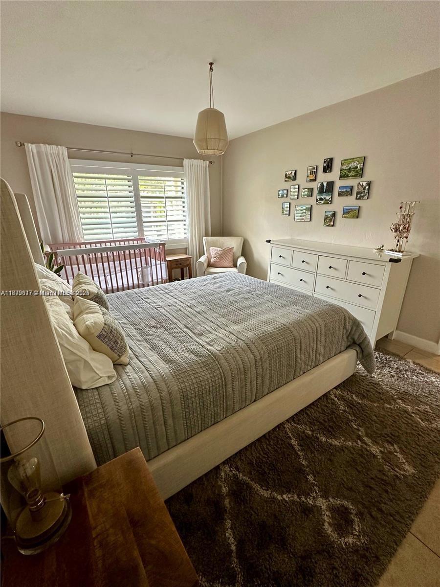 VENETIAN PALMS CONDO - Residential