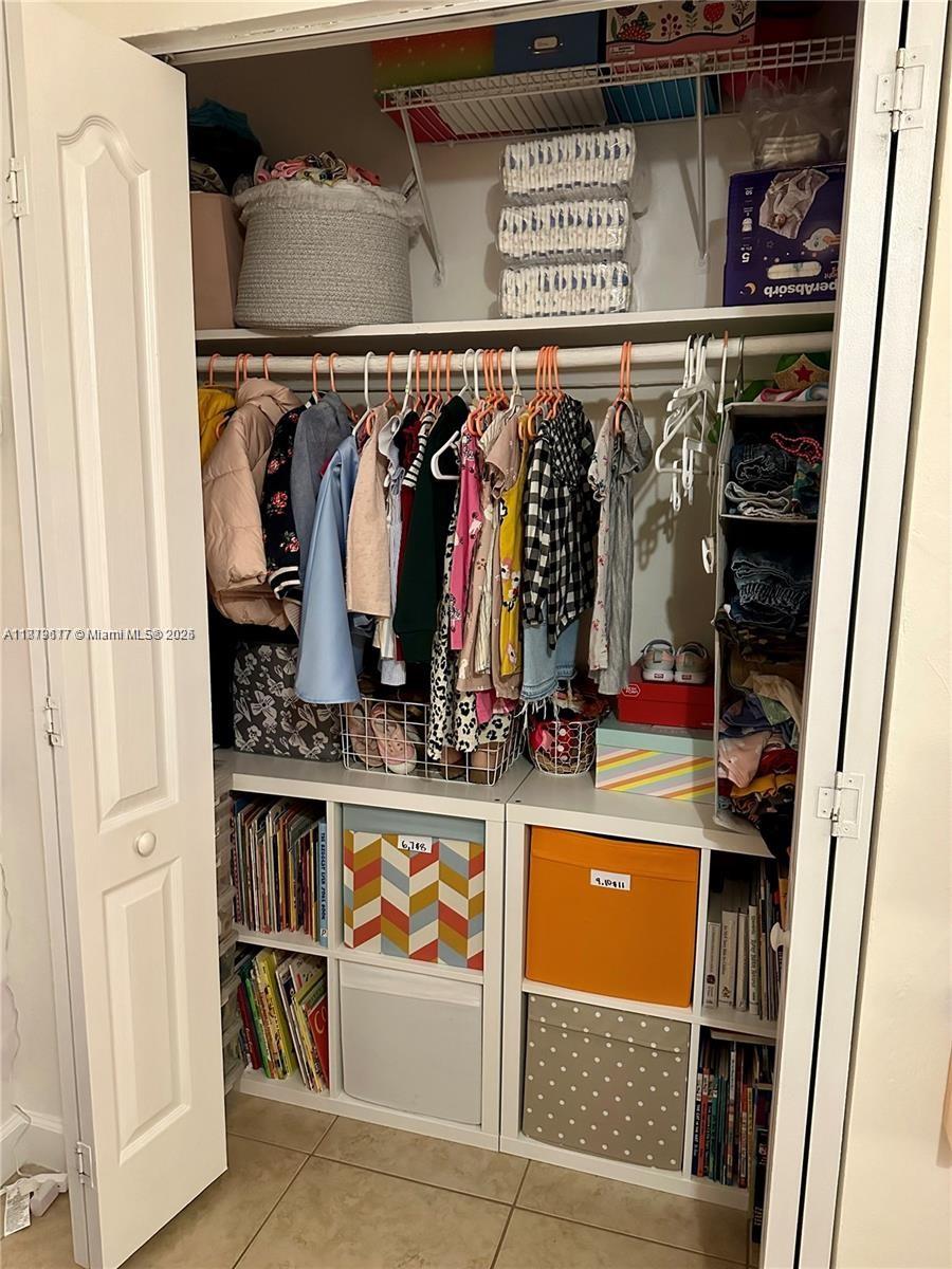 VENETIAN PALMS CONDO - Residential