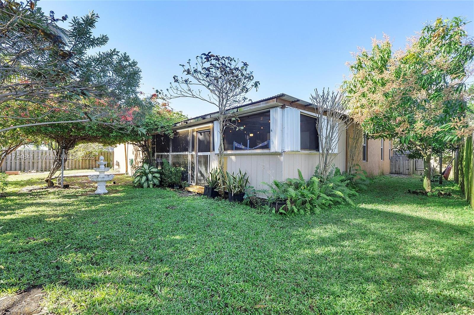 POMPANO BCH COMMUNITY - Residential
