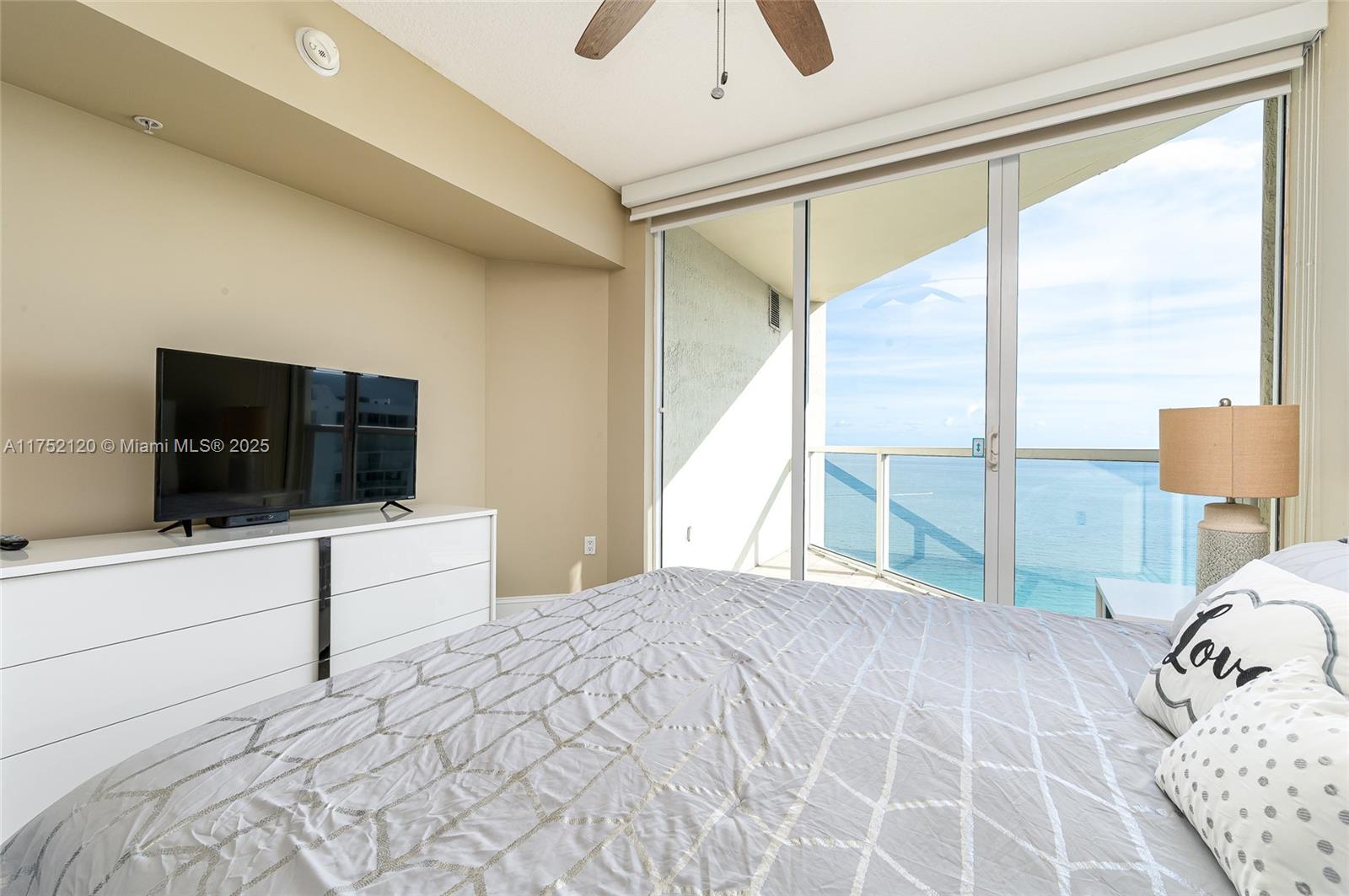 LA PERLA CONDO - Residential