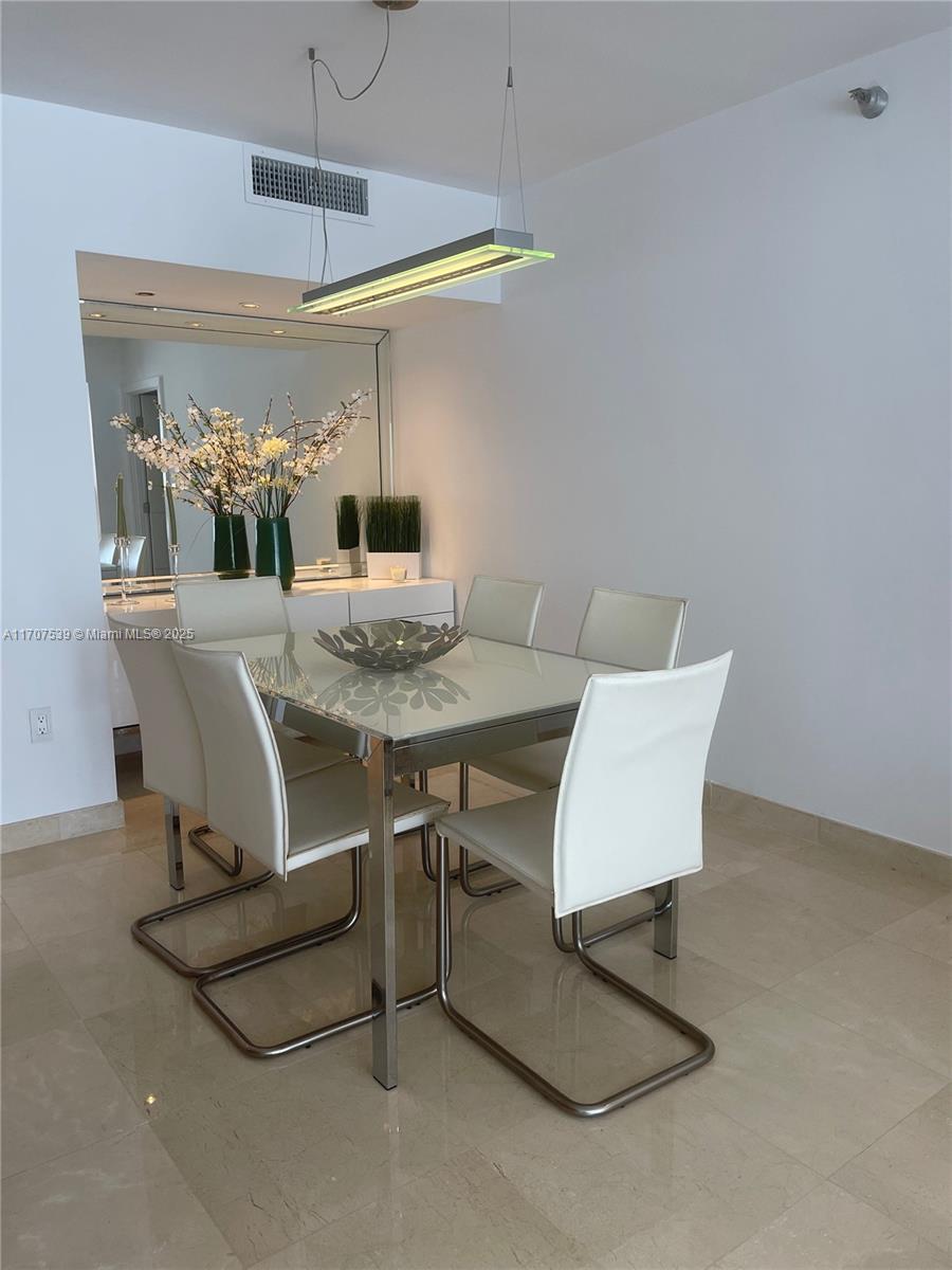 WATERVIEW CONDO - Residential Lease
