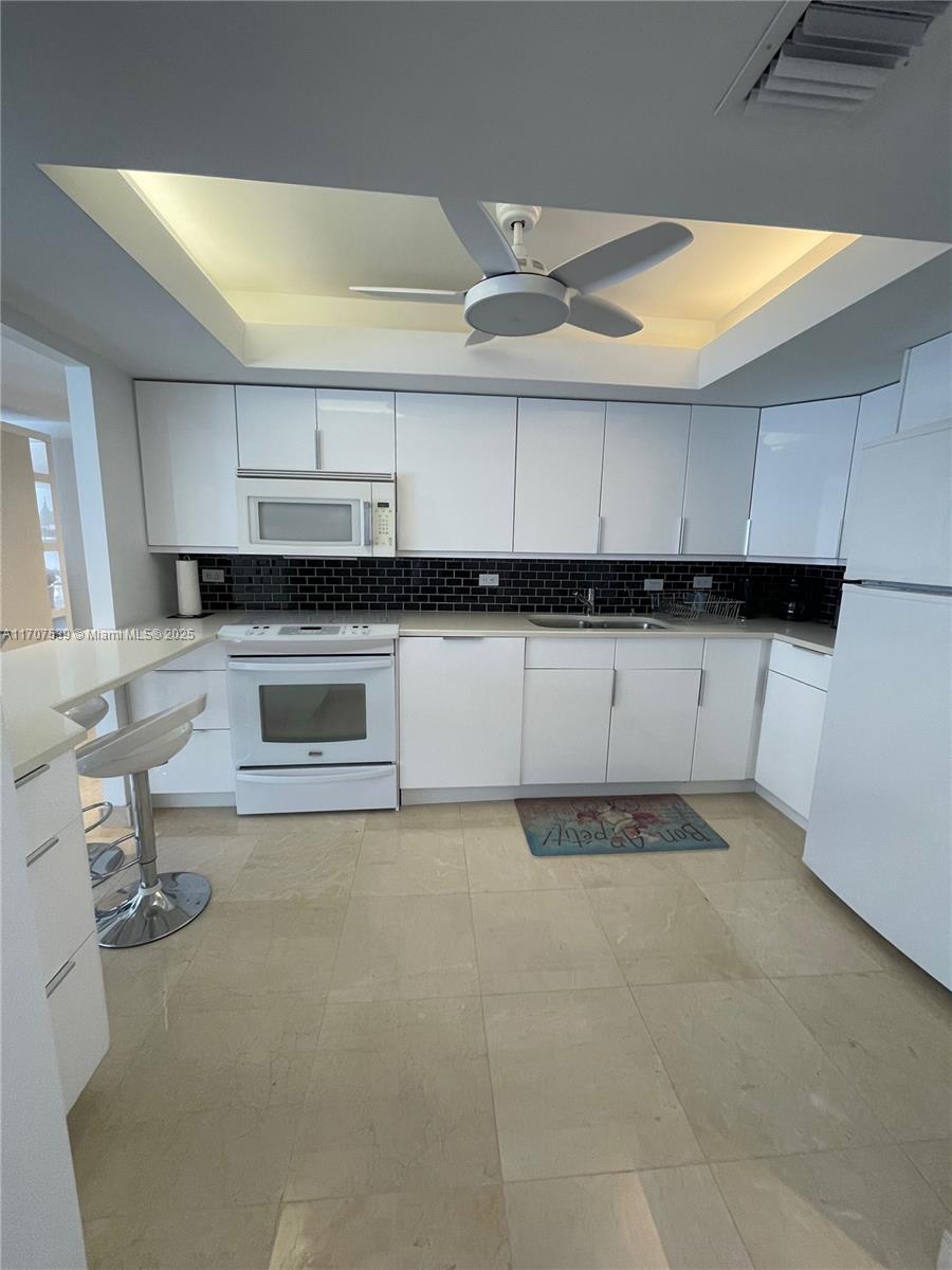 WATERVIEW CONDO - Residential Lease