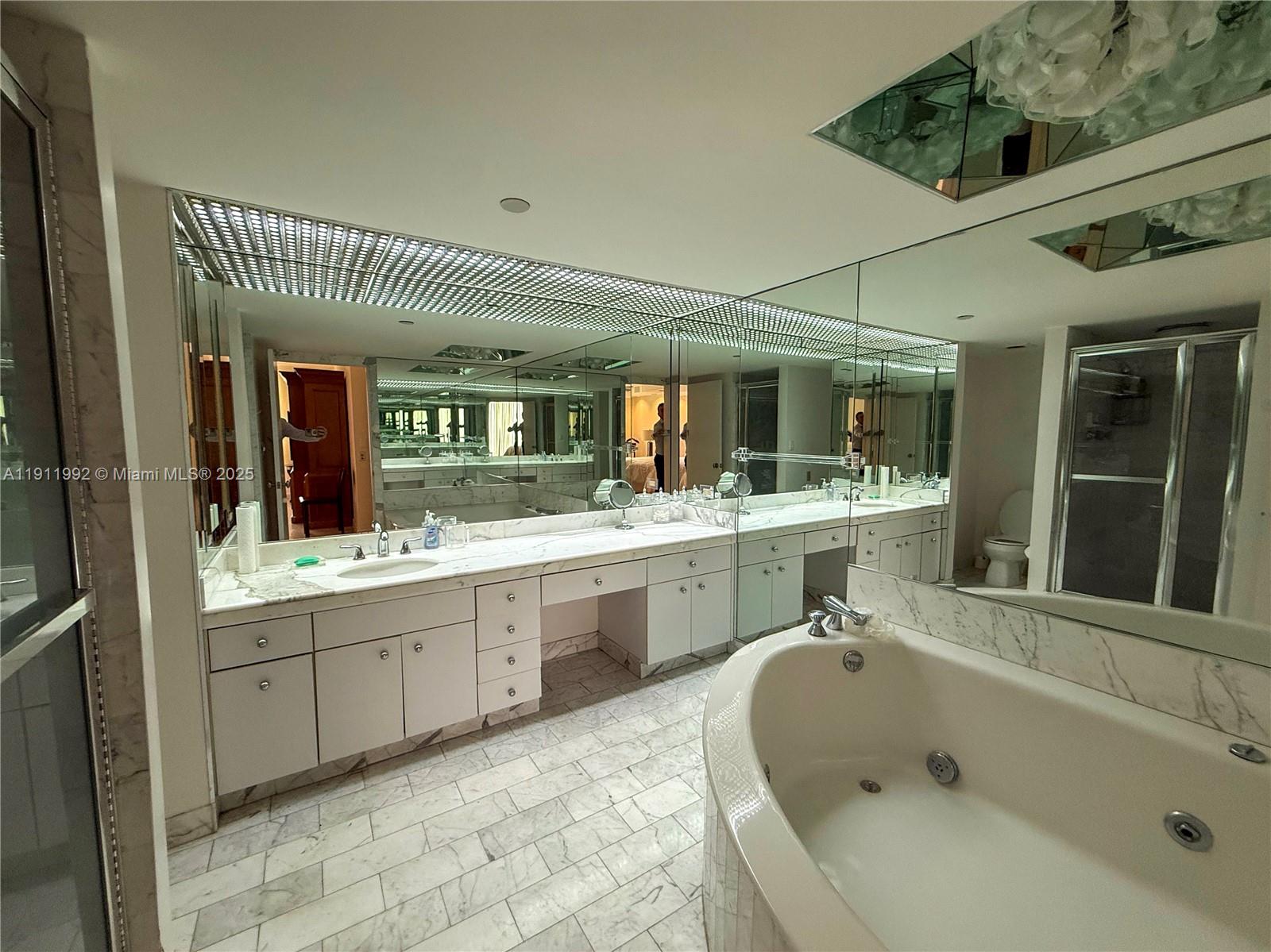 TURNBERRY ISLE SOUTH COND - Residential Lease