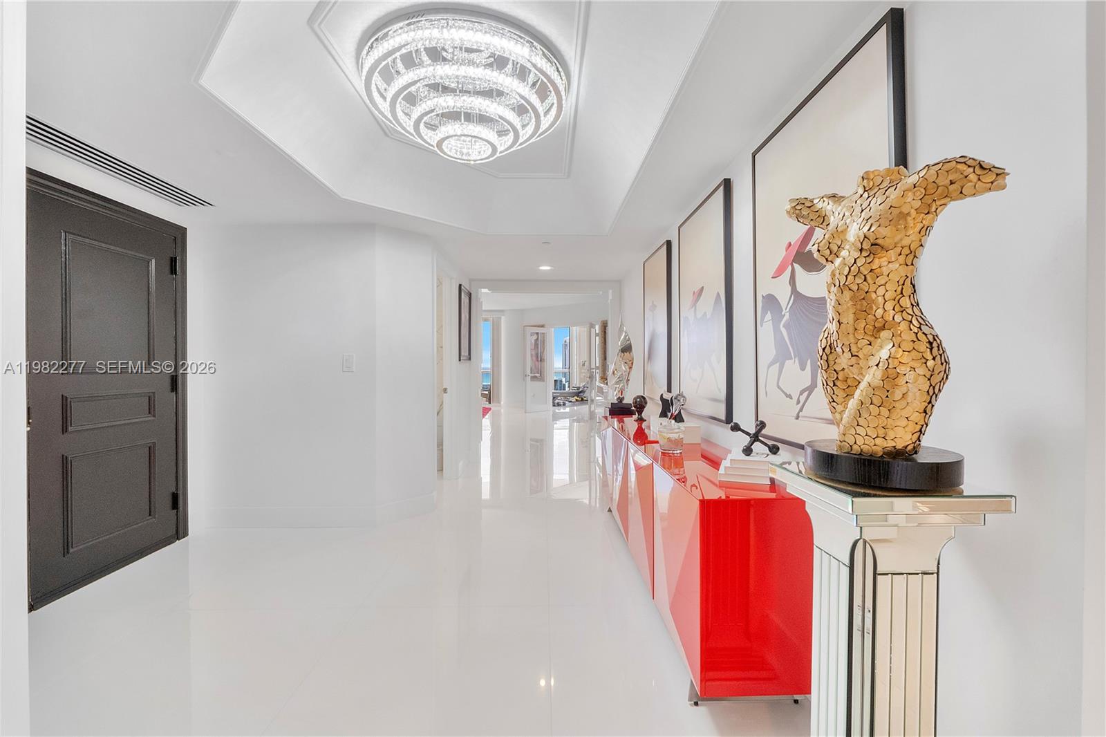 Williams Island - Residential