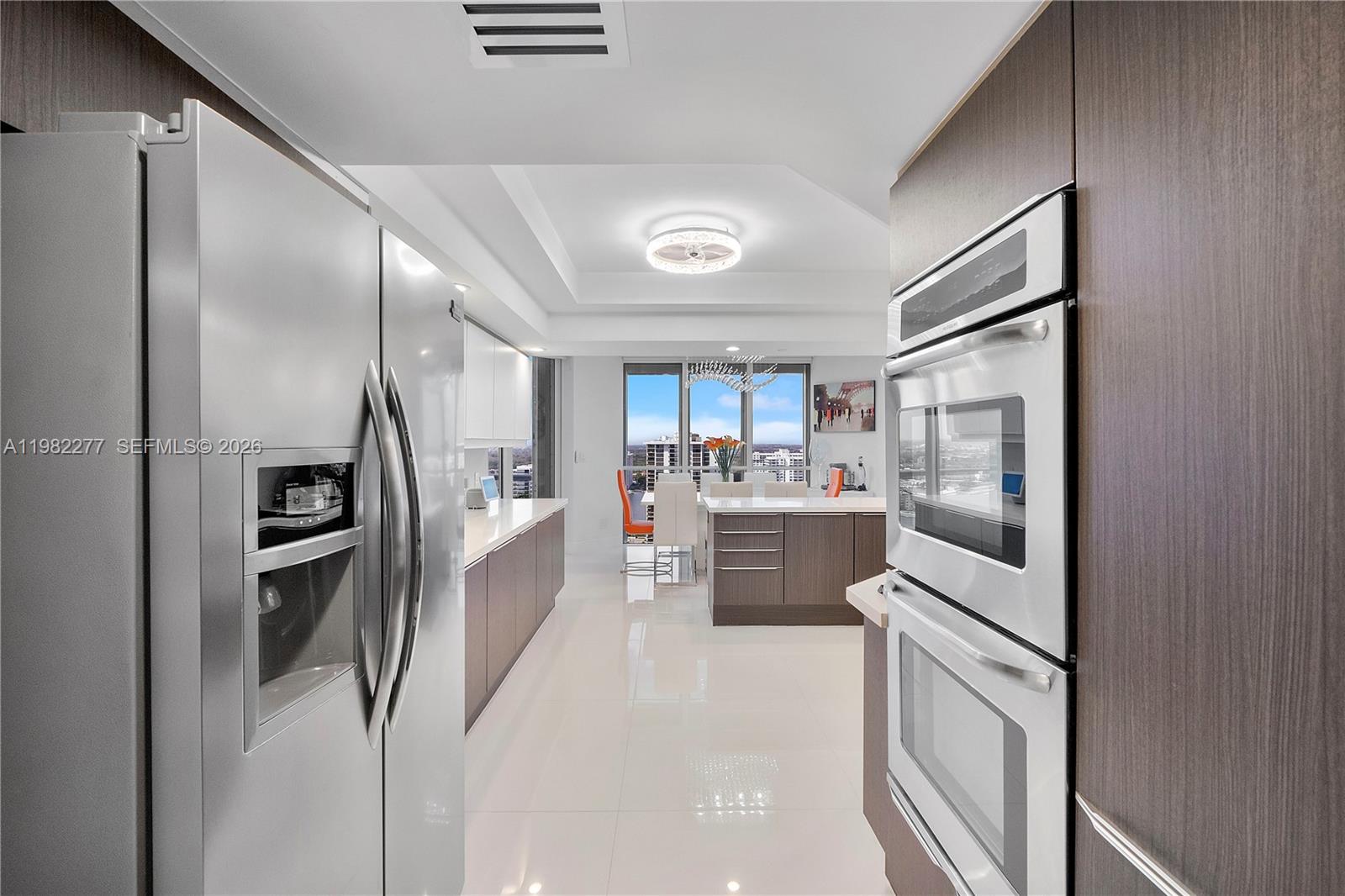 Williams Island - Residential