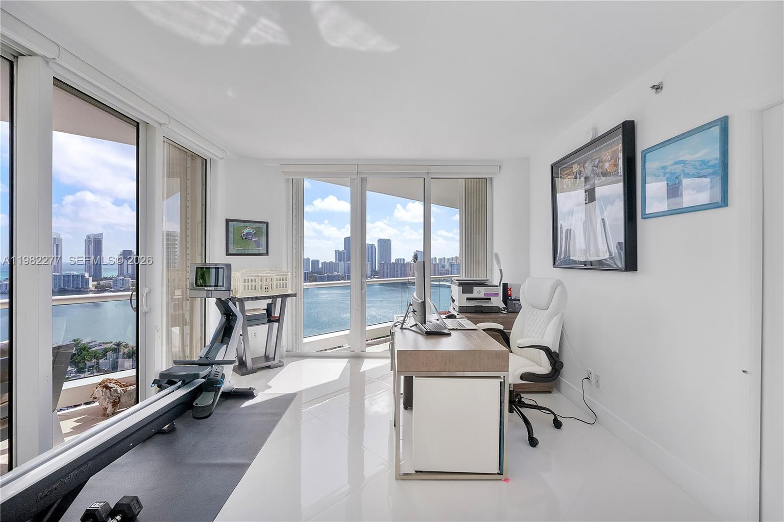 Williams Island - Residential