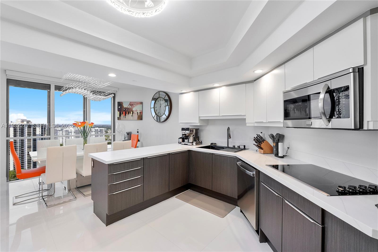 Williams Island - Residential