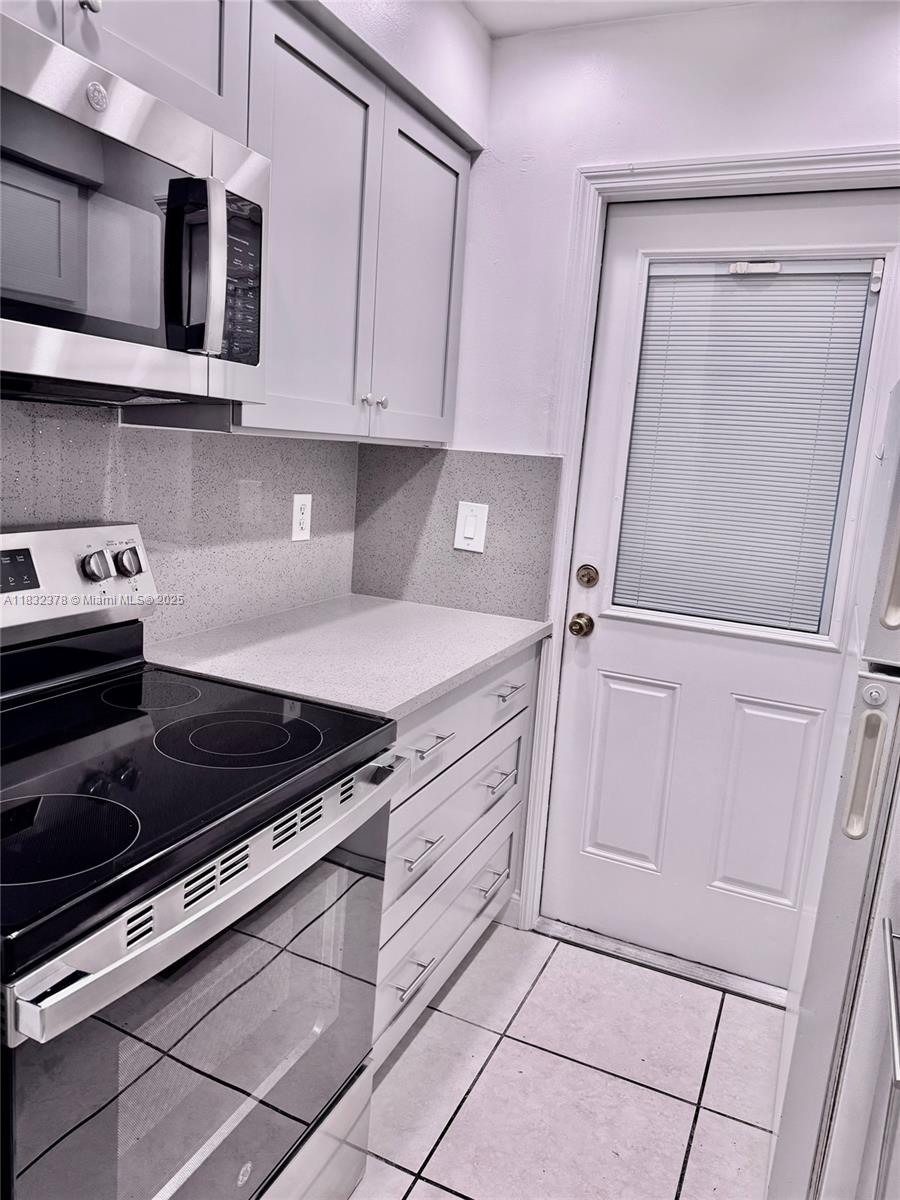 1431 S 14th Ave 105