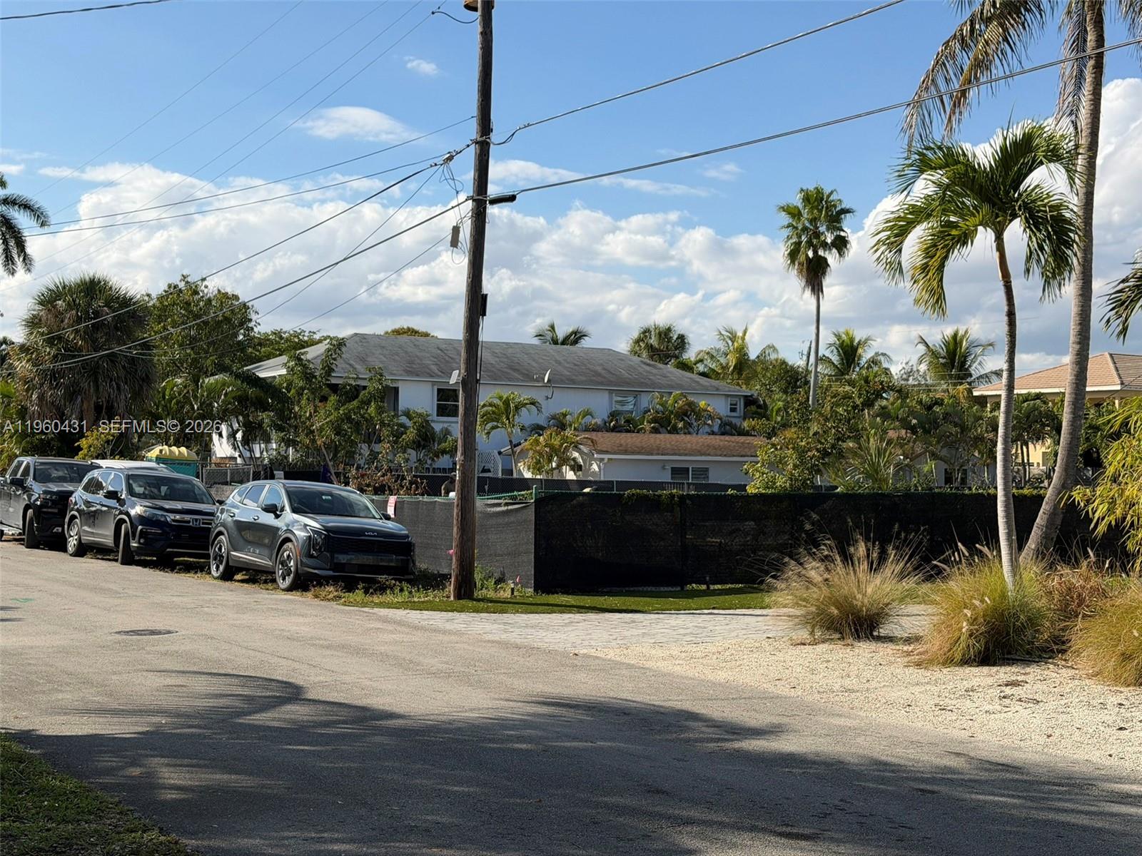 OAKLAND PARK SECOND ADD - Residential