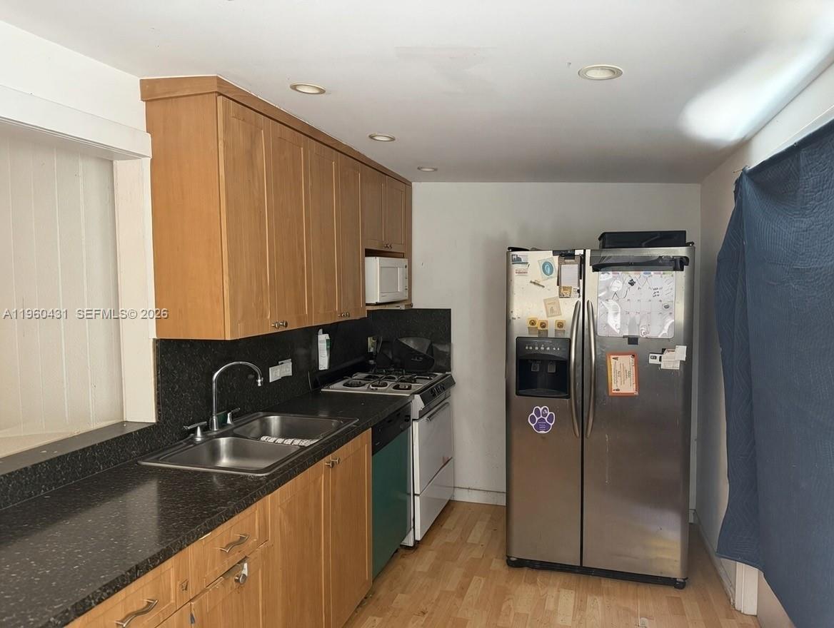 OAKLAND PARK SECOND ADD - Residential