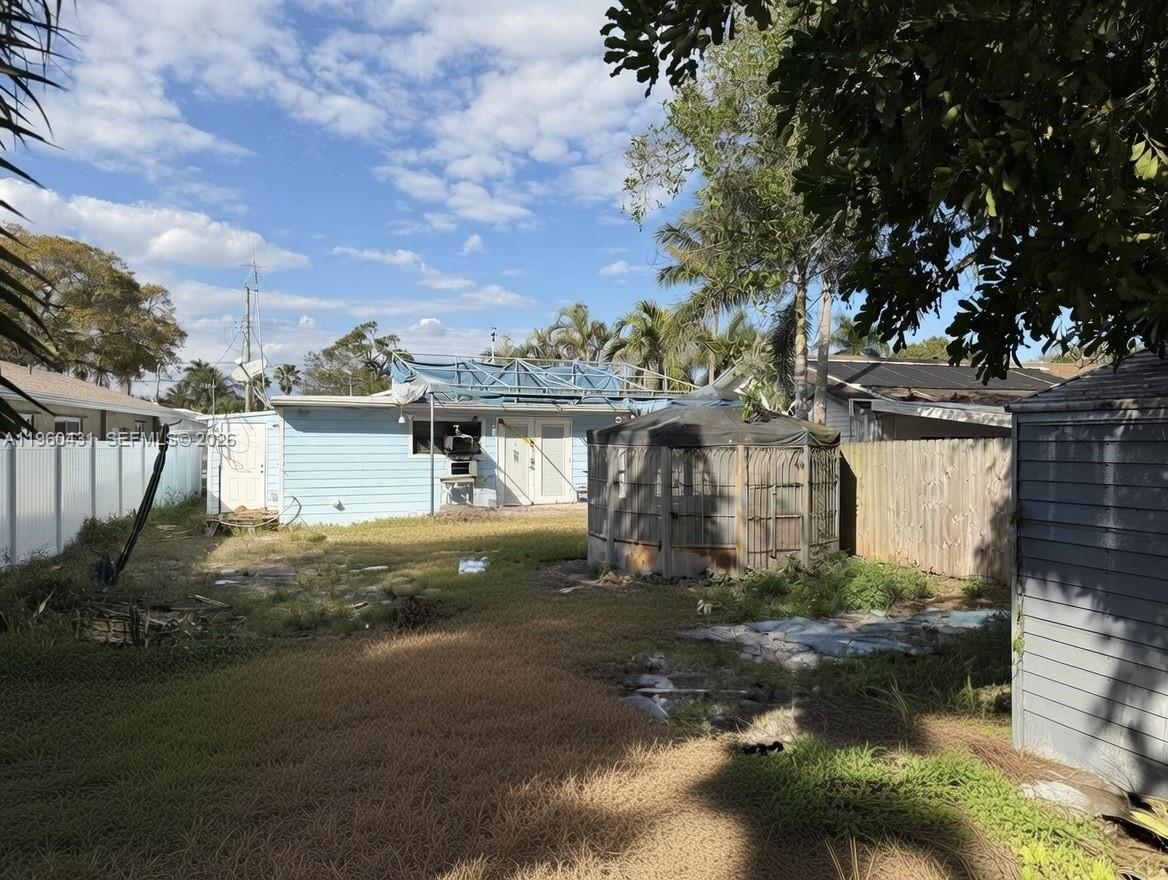 OAKLAND PARK SECOND ADD - Residential