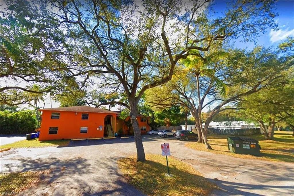 Spacious and well-maintained 2-bedroom, 1-bath unit located on the top floor of a quiet 7-unit complex in central Fort Myers. This bright garden-style apartment offers tile flooring throughout, an open living and dining area, and a functional eat-in kitchen with breakfast counter. Enjoy the privacy of a screened balcony, assigned covered parking, and access to a community laundry room. Conveniently situated near US-41, Downtown Fort Myers, Edison Mall, and local dining. No HOA approval required. Pets not allowed. Available for immediate occupancy.